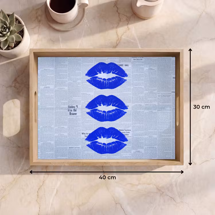 Tablett - Zeitung „Blaue Lippen“ — 9