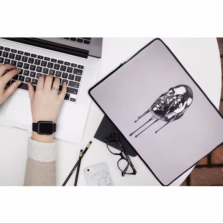 Laptop hülle - Kopf – Schmelzend – Abstrakt — 3