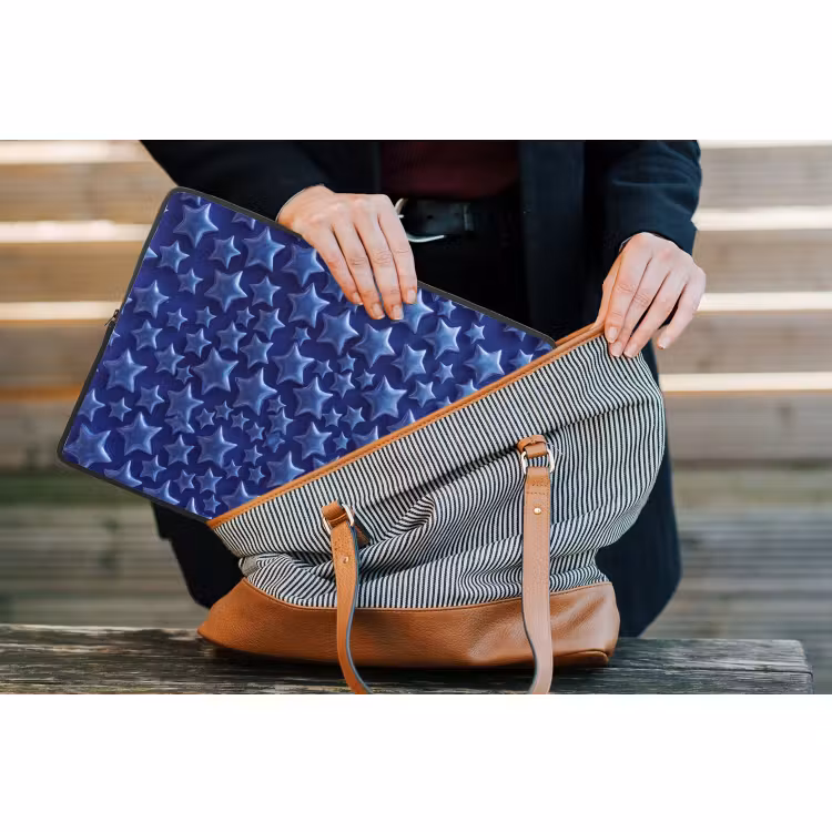 Laptop hülle - Muster mit blauen Sternen — 4