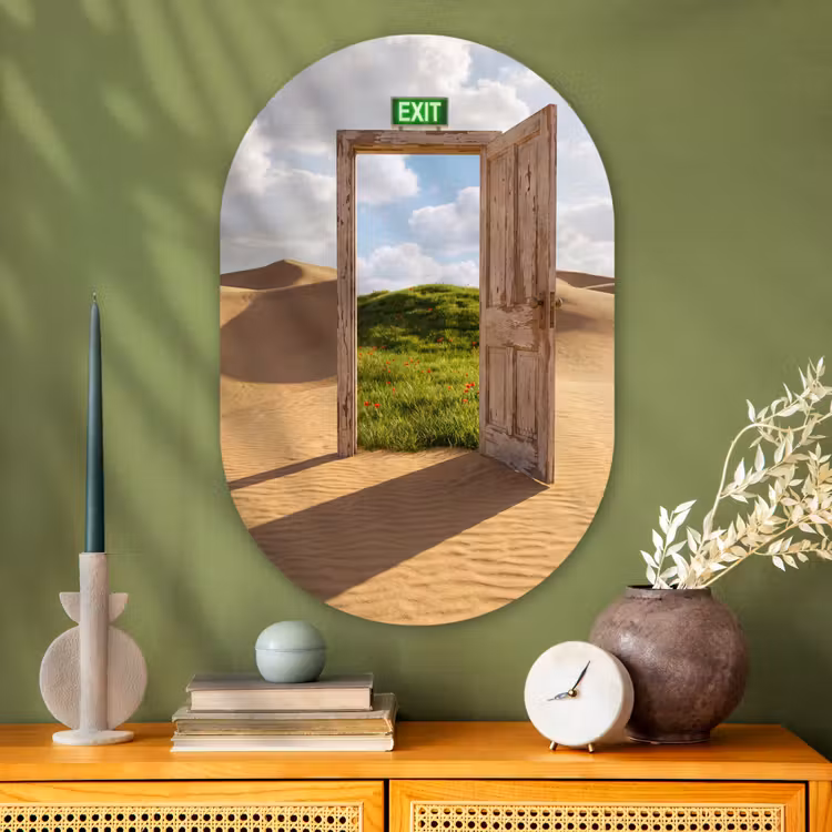 Glasbild Oval - Tür – Wüste – Gras — 2