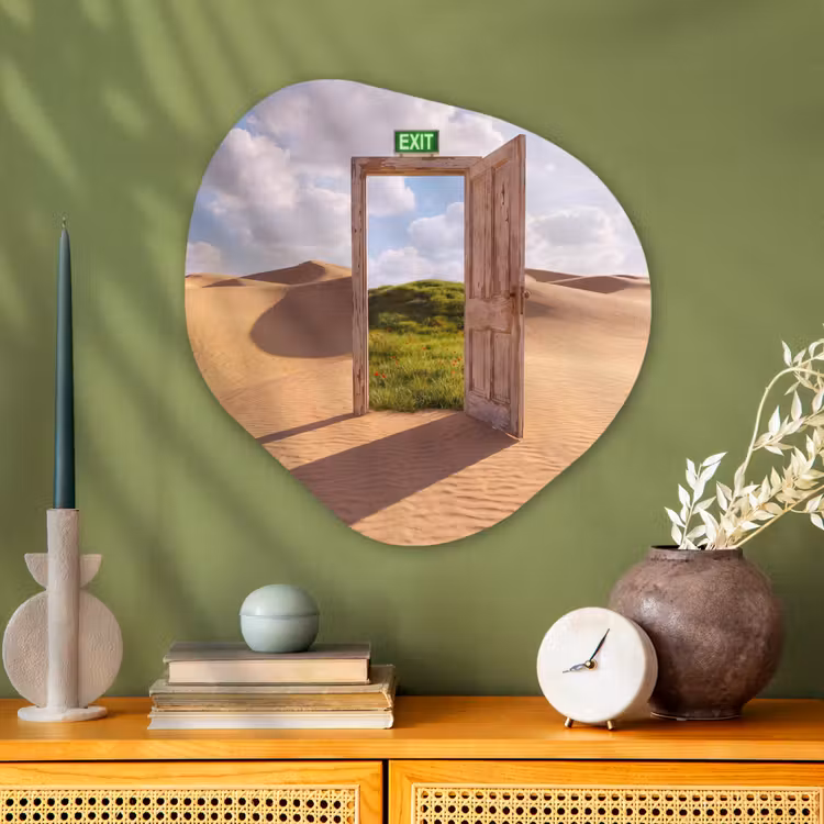 Glasbild Organische Form - Tür – Wüste – Gras — 2