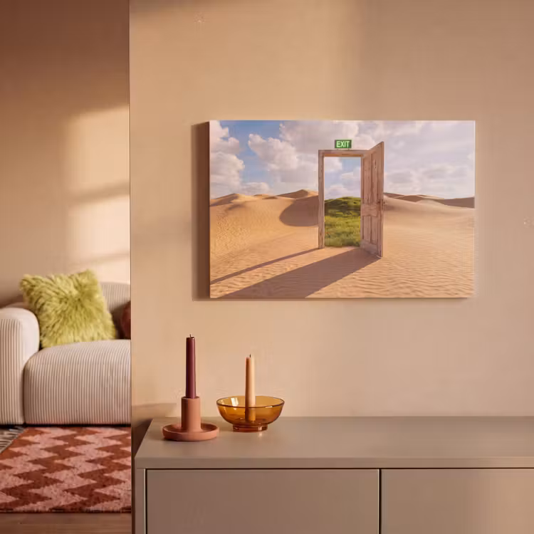 Leinwandbild - Tür – Wüste – Gras — 2