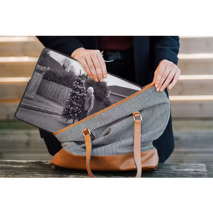 Laptop hülle - Frau – Skateboard – Weihnachten — 4