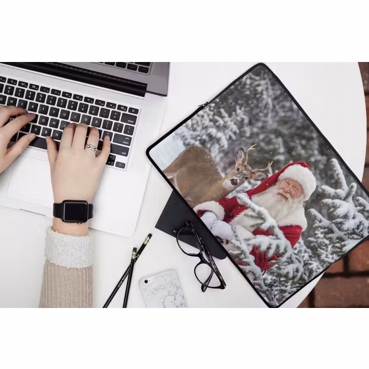 Laptop hülle - Weihnachtsmann – Reh – Schnee — 3