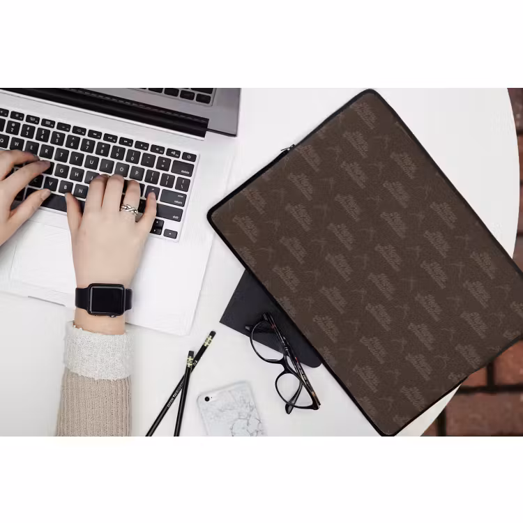 Laptop hülle - Text – Braun – Schleife — 3
