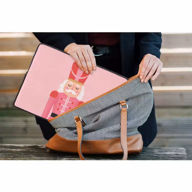 Laptop hülle - Nussknacker – rosa Illustration — 4