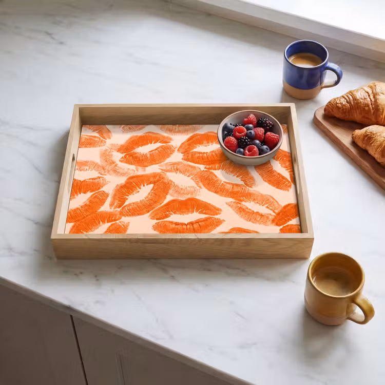 Tablett - Orangefarbene Kussabdrücke – Liebe — 4